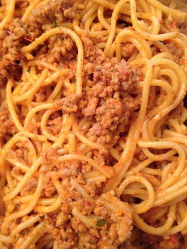 Espaguetis bolonyesa